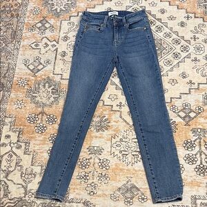 PISTOLA 25 skinny cropped ankle light wash jeans with slight distressing